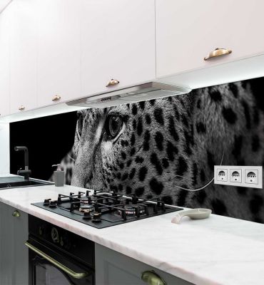 Küchenrückwand Leopard grau selbstklebend Hauptbild mit Beispiel
